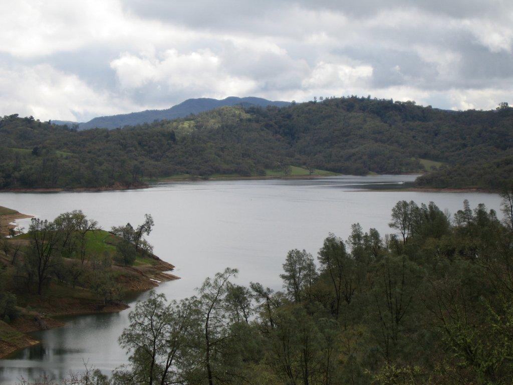 Read more about the article Invest in a Lake House at Oak Shores on Lake Nacimiento This Spring