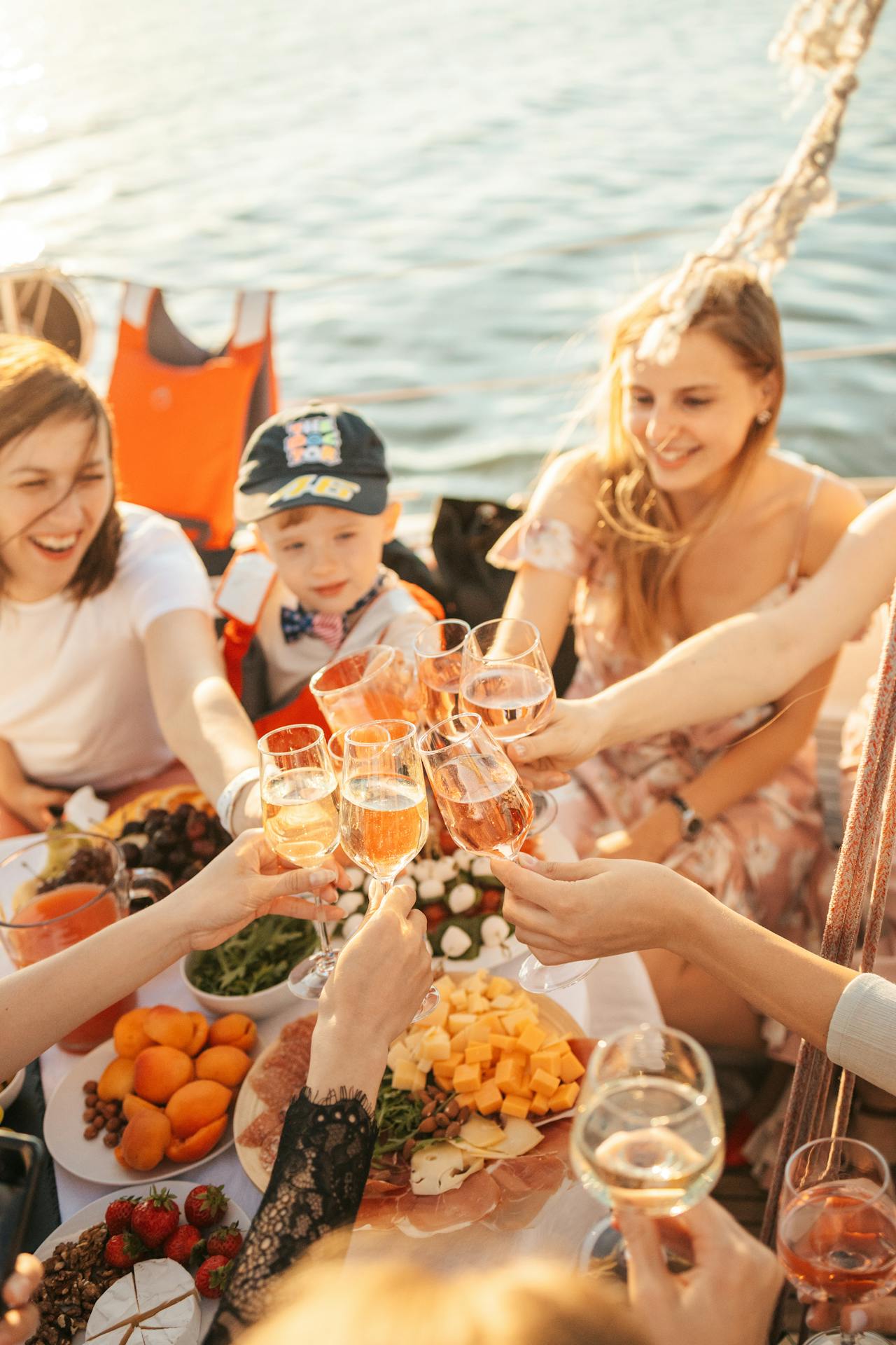 Read more about the article The Benefits of Living in a Gated Community Like Oak Shores at Lake Naci